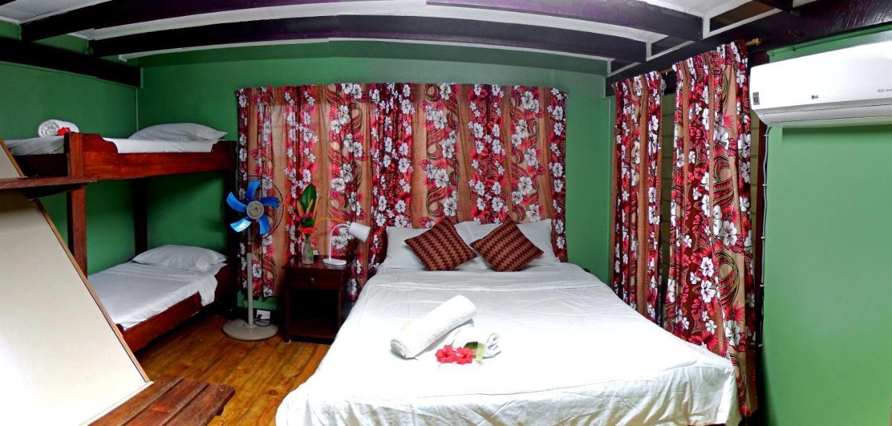 Treetops Boutique Hotel & Bungalows Порт-Вила Экстерьер фото
